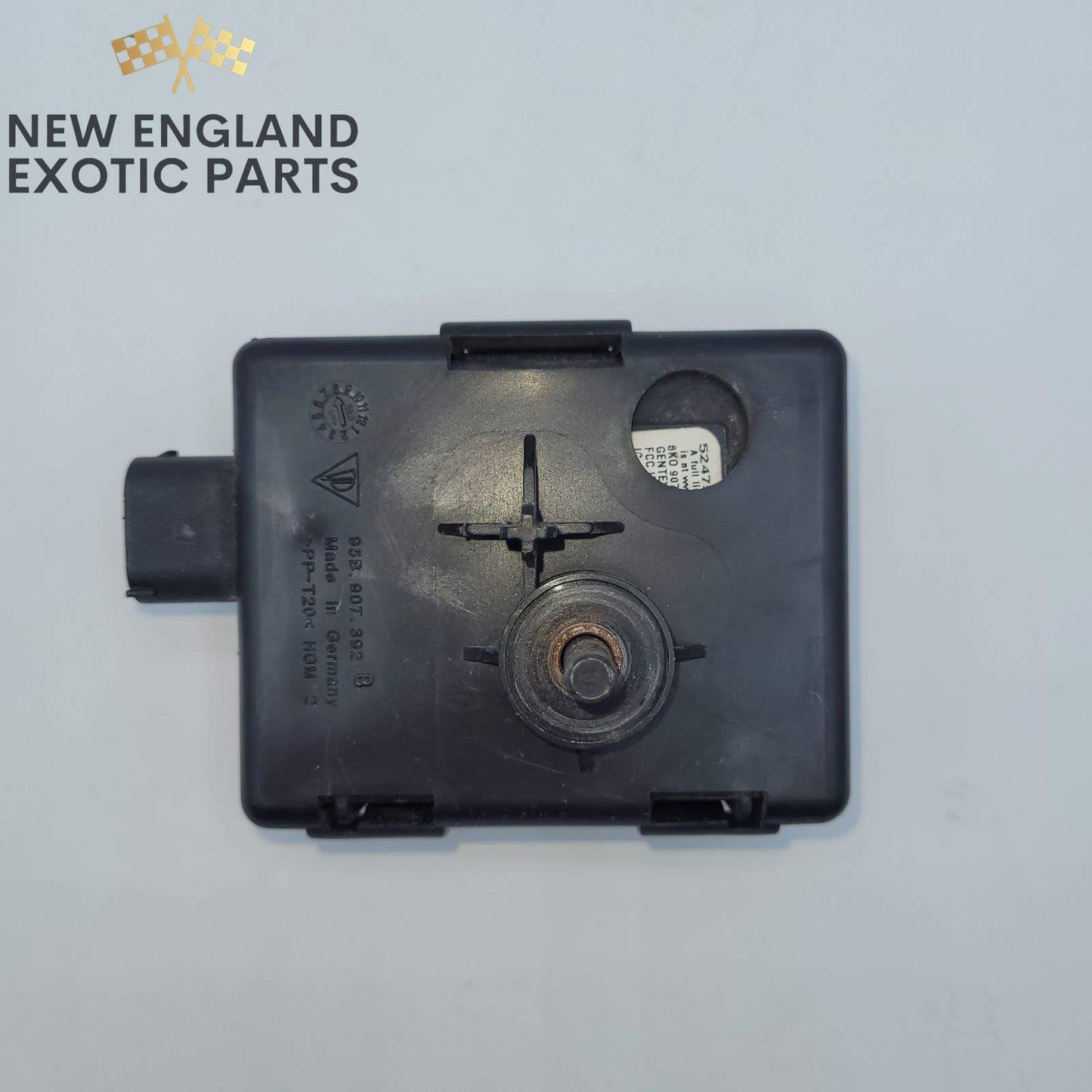 2015-2018 PORSCHE MACAN HOMELINK CONTROL MODULE - 8K0907410C