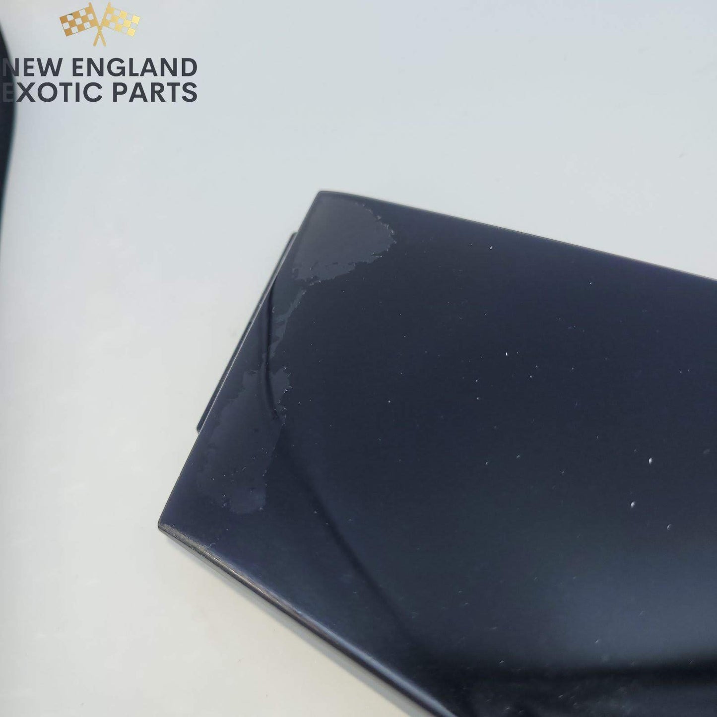 2015-2018 PORSCHE MACAN FRONT RIGHT EXTERIOR B PILLAR TRIM - 95B853317