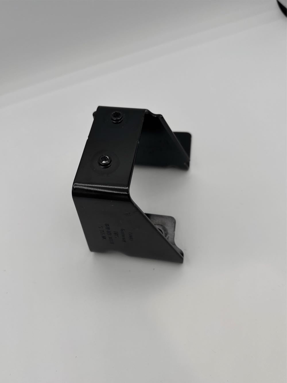 PORSCHE MACAN CARGO AREA BRACKET - 8R0813383H