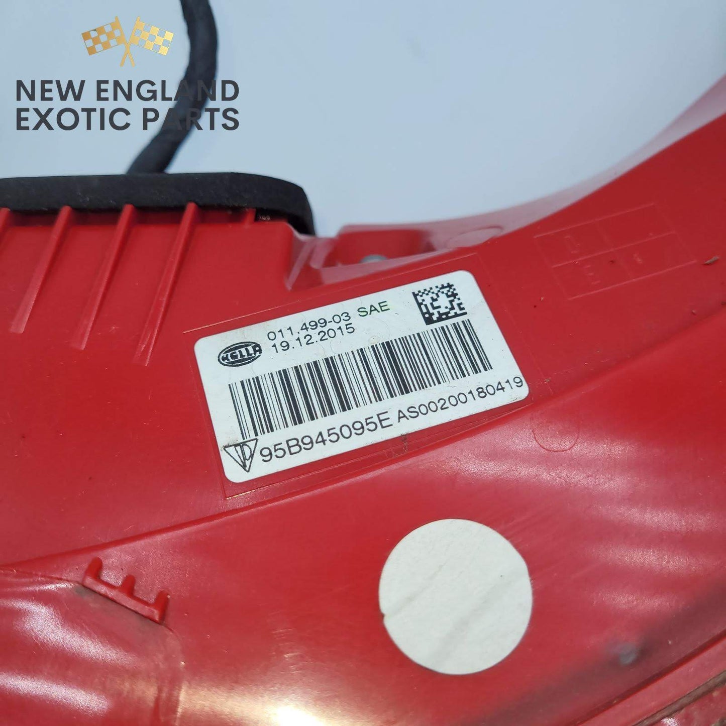 2015-2018 PORSCHE MACAN LEFT TAIL LIGHT LAMP - 95B945095E