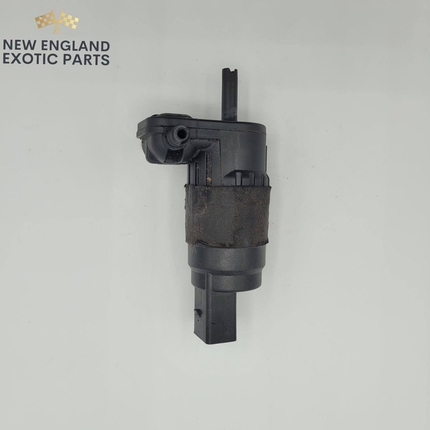 2015-2018 PORSCHE MACAN WINDSHIELD WASHER FLUID PUMP - 1K6955651