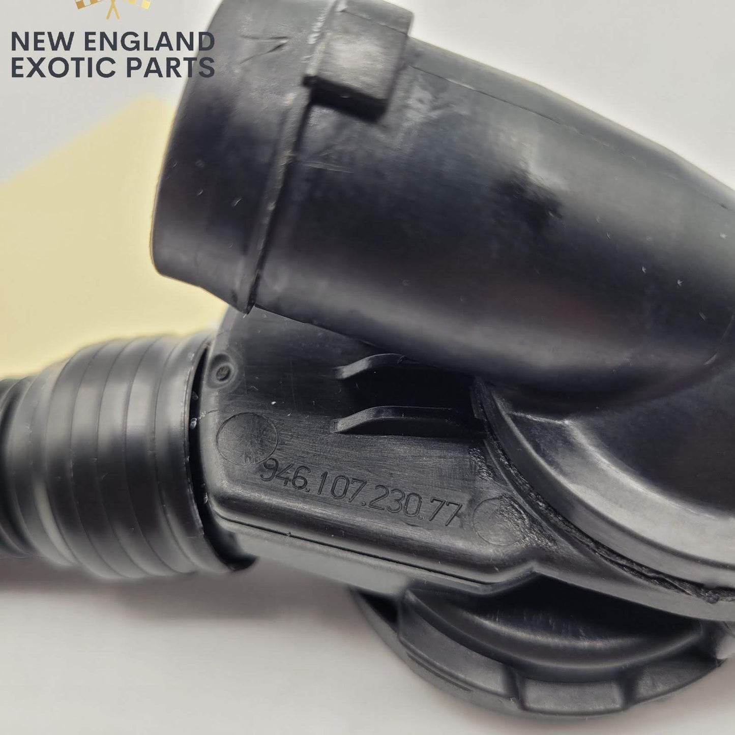 2015-2018 PORSCHE MACAN LEFT PCV ENGINE CRANKCASE VENT VALVE OEM - 94610723077