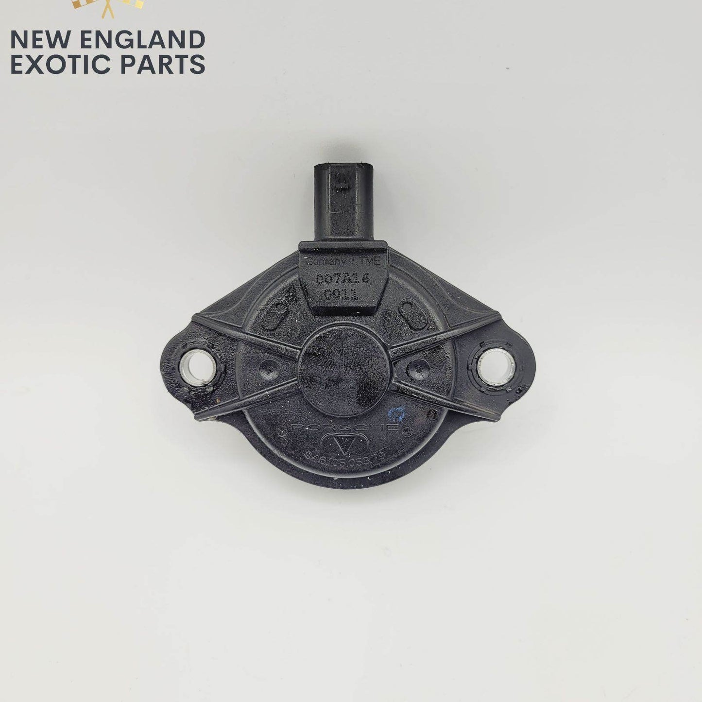 2015-2018 PORSCHE MACAN CAM/ CAMSHAFT TIMING ACTUATOR SOLENOID - 94610505379