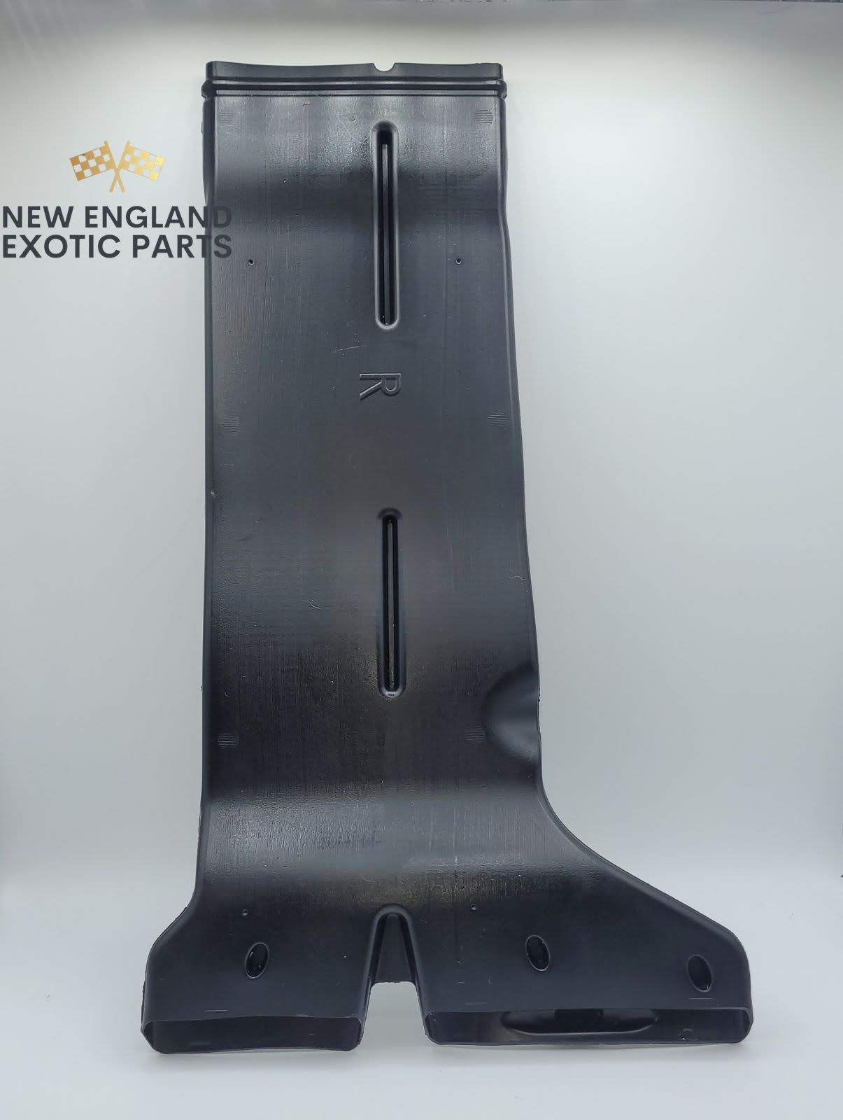 2015-2018 PORSCHE MACAN INTERIOR RIGHT AIR DUCT CHANNEL - 8R0819802