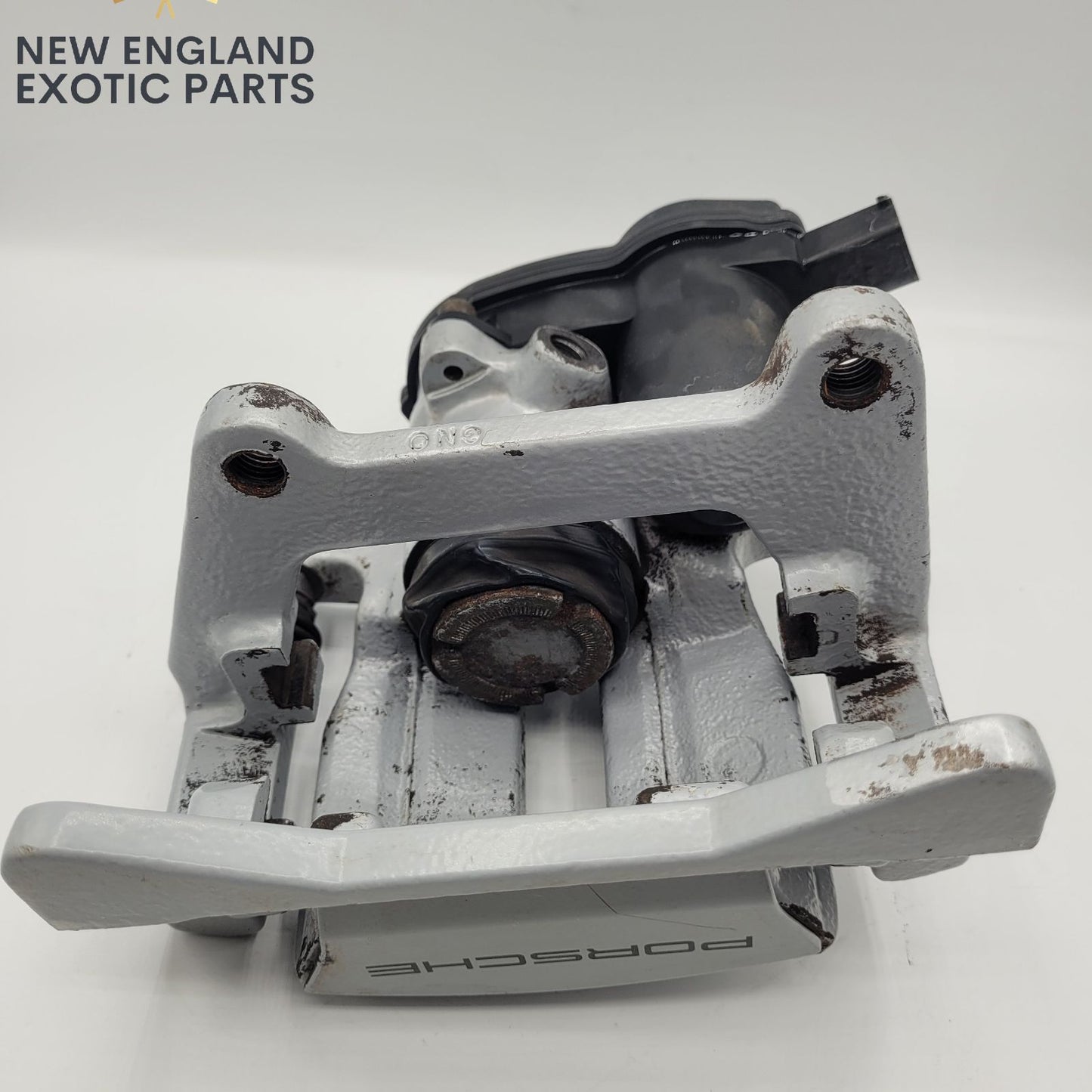 2015-2018 PORSCHE MACAN S 3.0L REAR BRAKE CALIPER SET - 95B615405E, 95B615406E