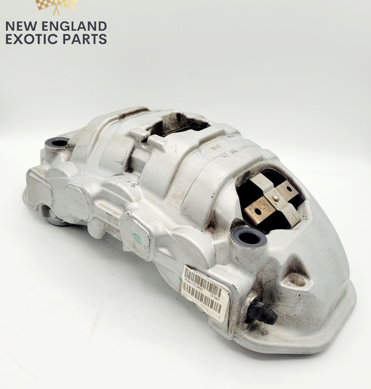 2015-2018 PORSCHE MACAN S 3.0L FRONT BREMBO BRAKE CALIPERS SET - 95B615105R, 95B615105L