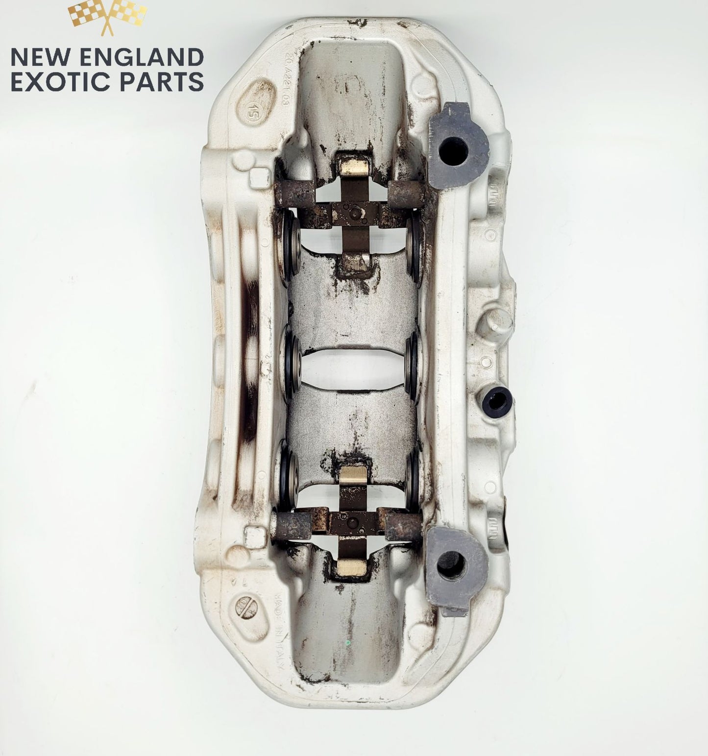 2015-2018 PORSCHE MACAN S 3.0L FRONT BREMBO BRAKE CALIPERS SET - 95B615105R, 95B615105L