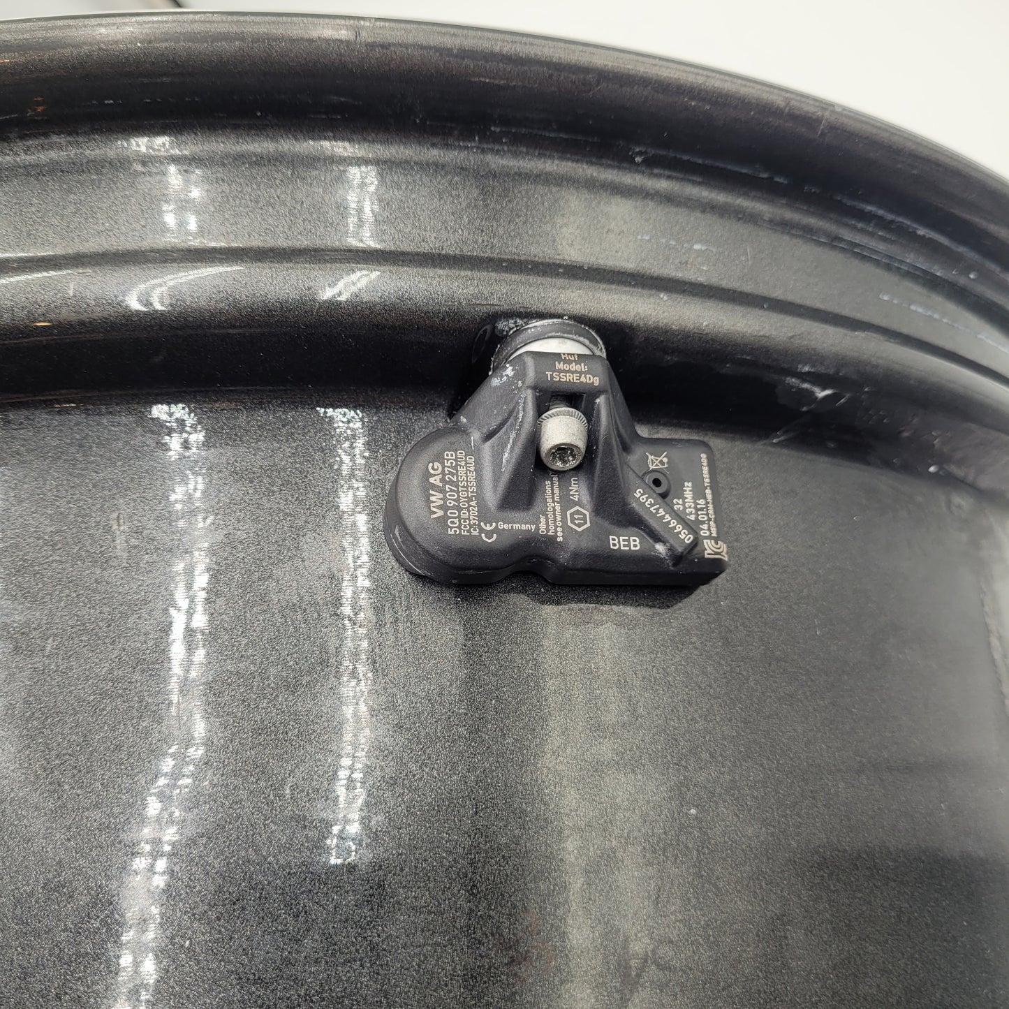 PORSCHE MACAN RIM #1