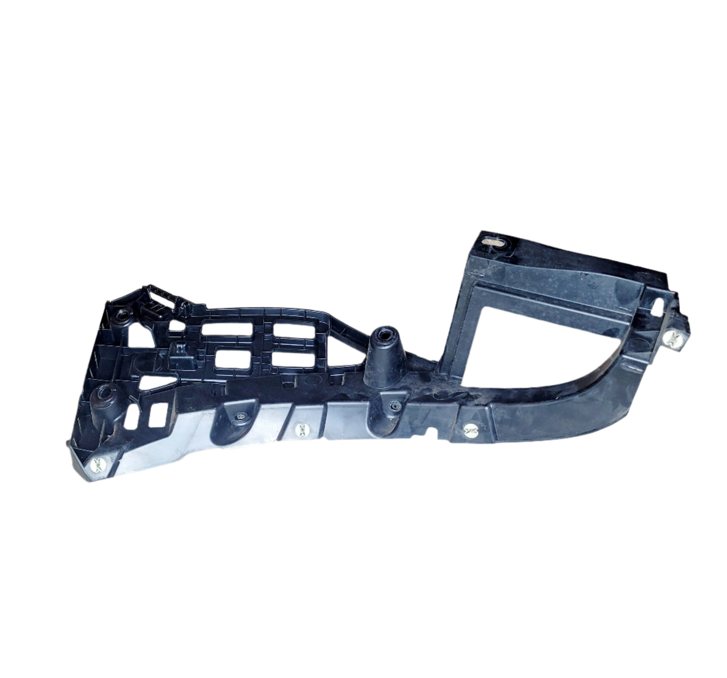 PORSCHE MACAN REAR RIGHT BUMPER MOUNTING BRACKET - 95B807254A