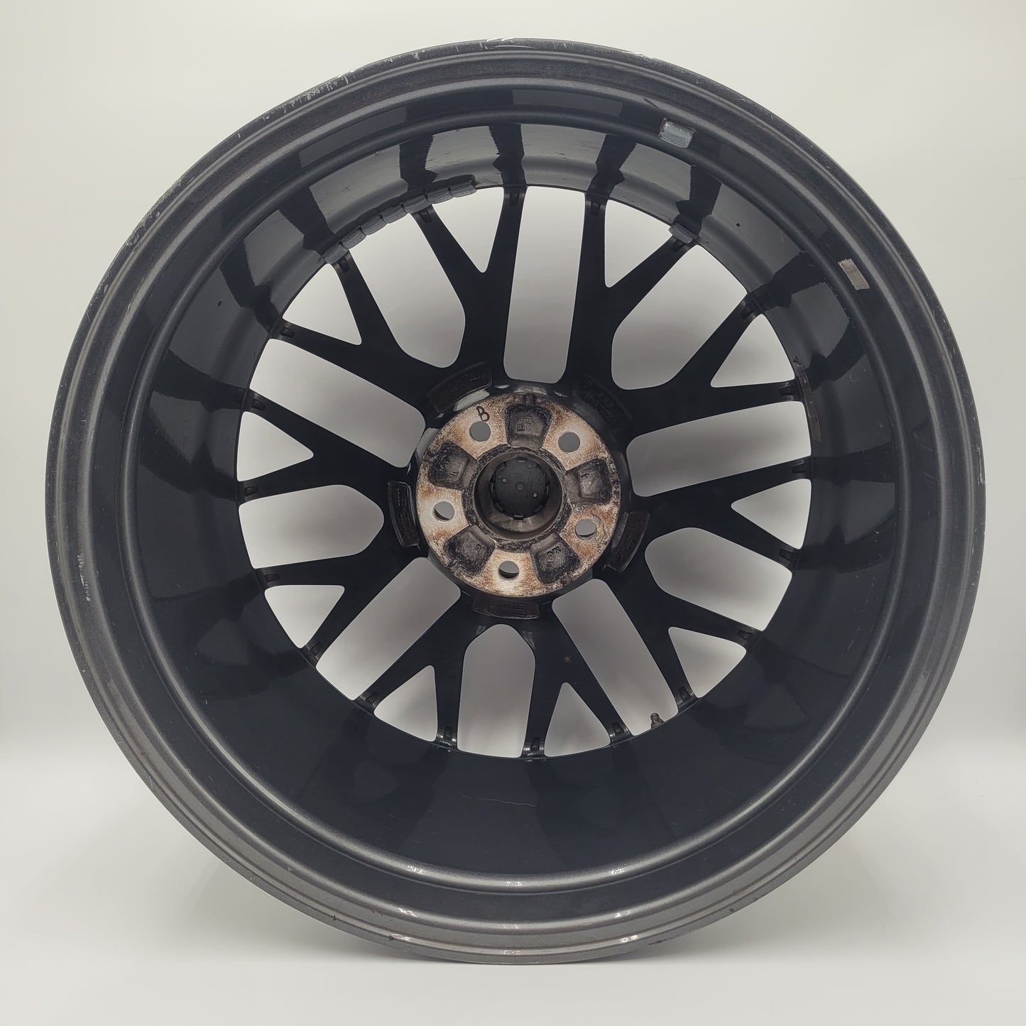 PORSCHE MACAN RIM #1