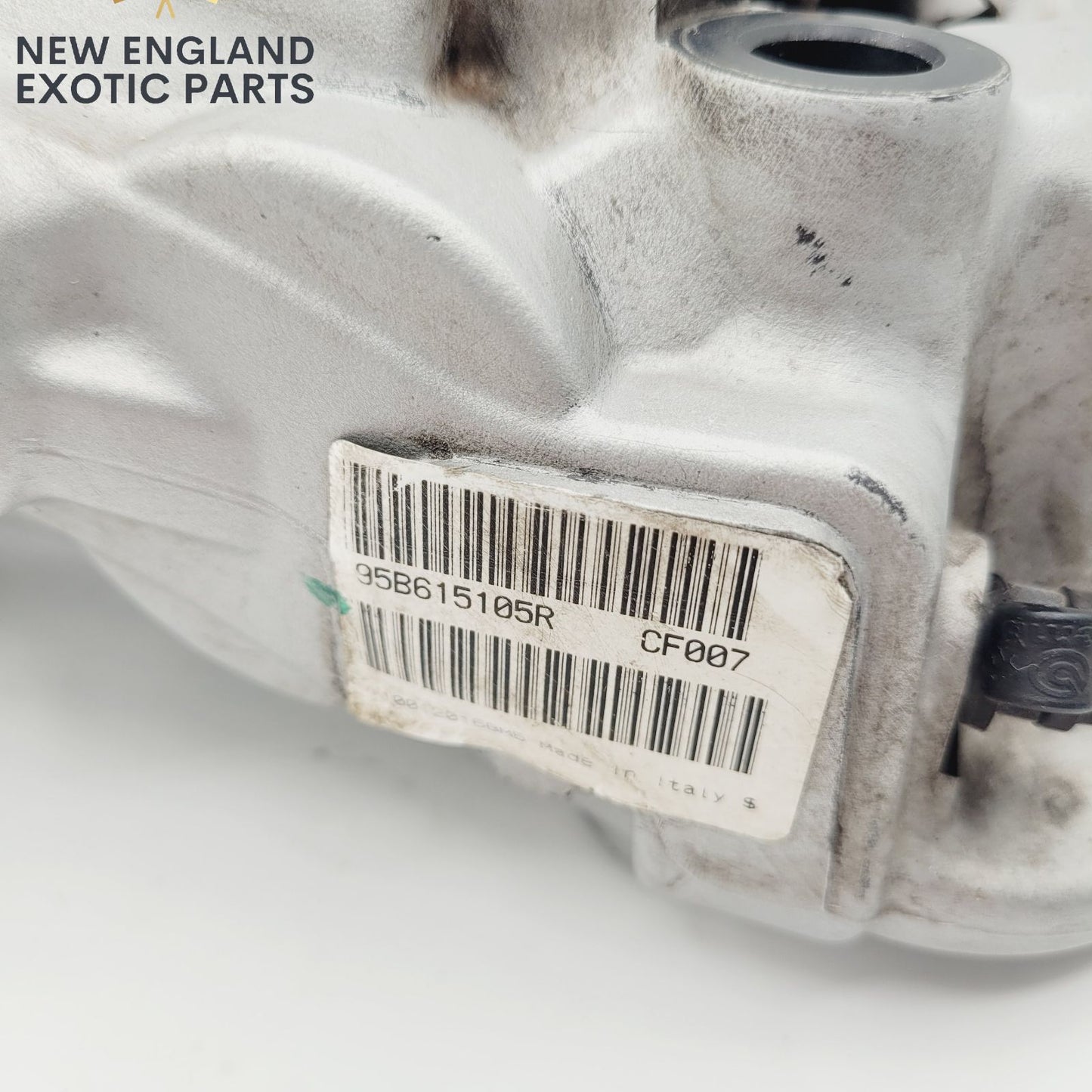 2015-2018 PORSCHE MACAN S 3.0L FRONT BREMBO BRAKE CALIPERS SET - 95B615105R, 95B615105L