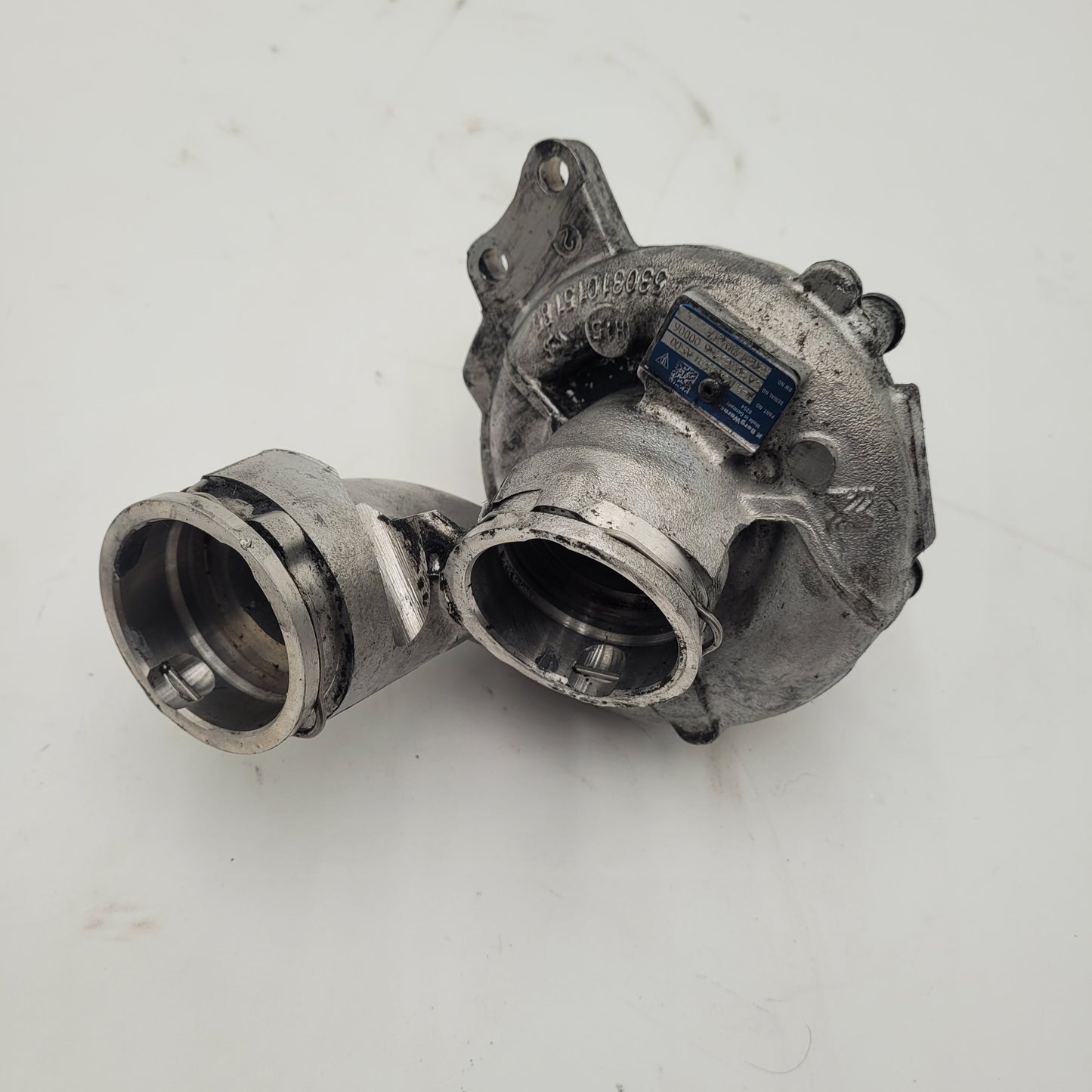 PORSCHE MACAN TURBO CORE