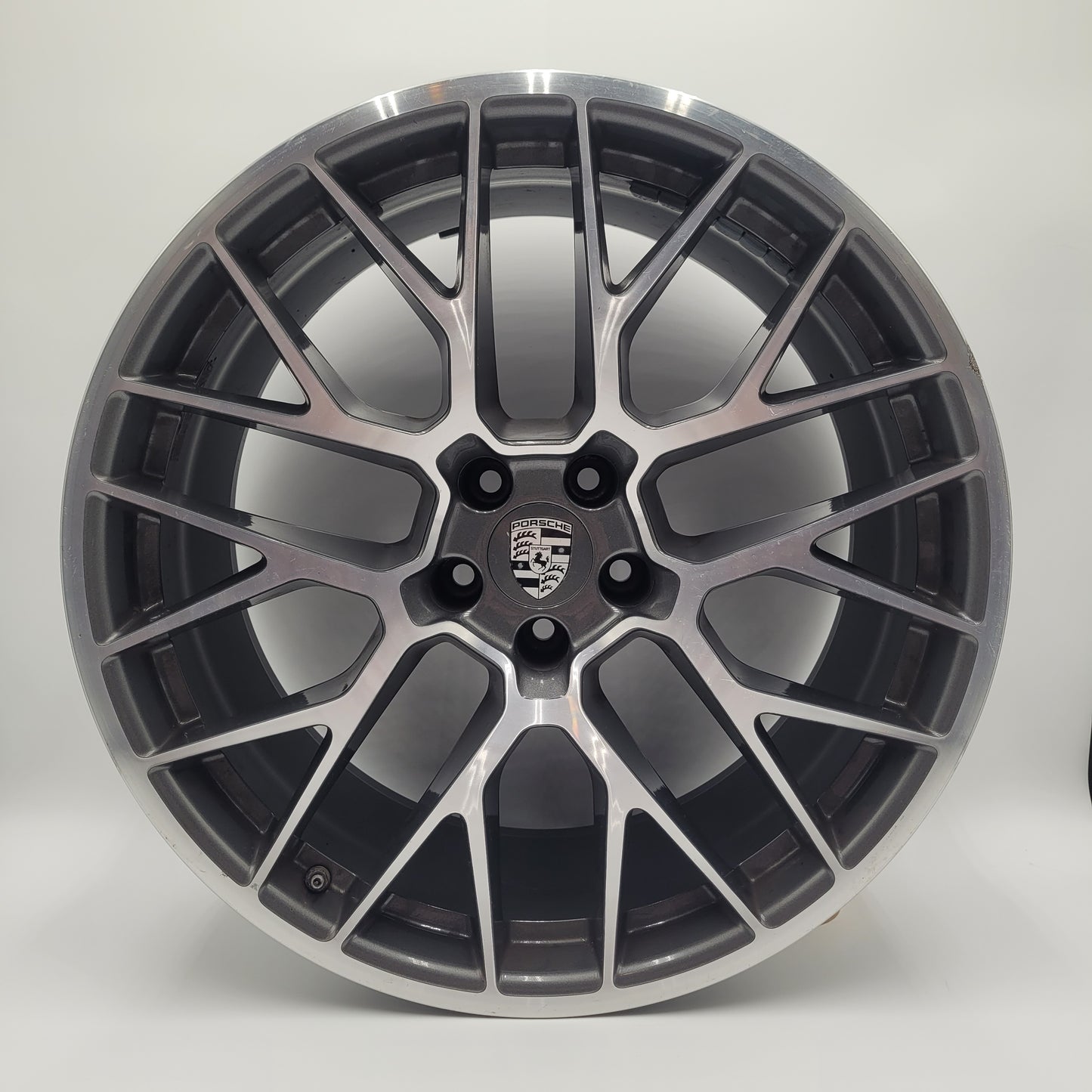 PORSCHE MACAN RIM #1