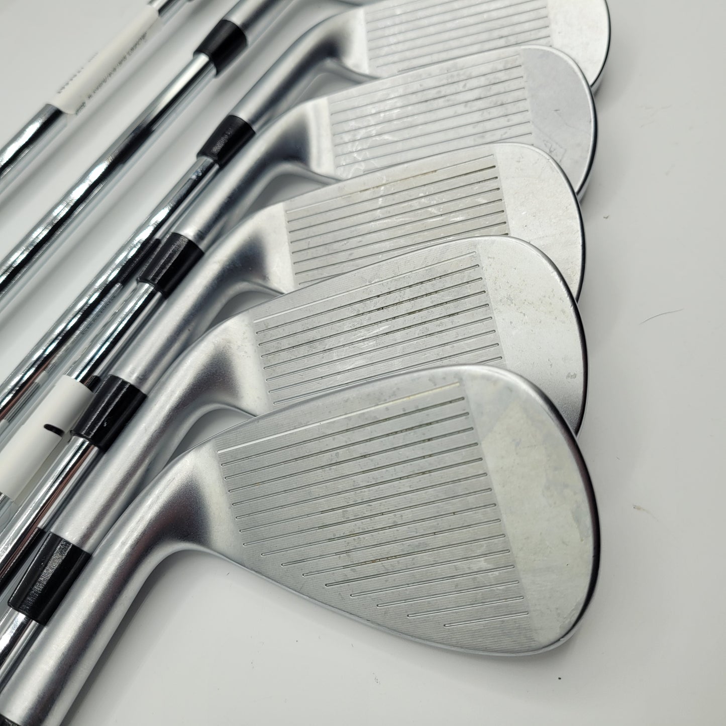 CLEVELAND XL LAUNCHER IRON SET 4-P RIGHT HANDED ELEVATE TRUE TEMPER MPH REGULAR