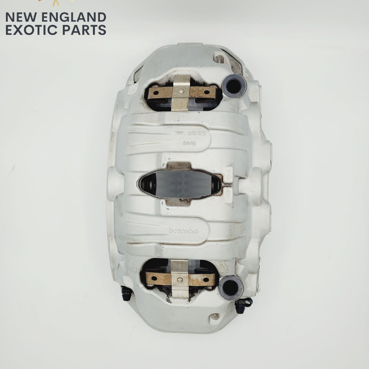 2015-2018 PORSCHE MACAN S 3.0L FRONT BREMBO BRAKE CALIPERS SET - 95B615105R, 95B615105L