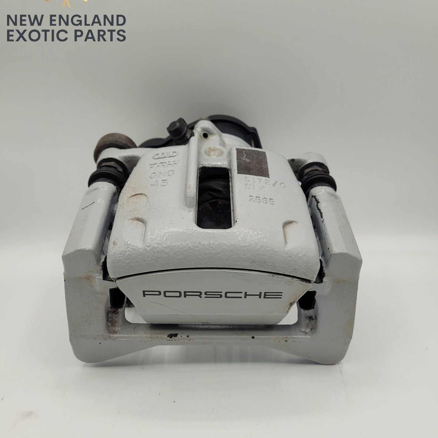 2015-2018 PORSCHE MACAN S 3.0L REAR BRAKE CALIPER SET - 95B615405E, 95B615406E