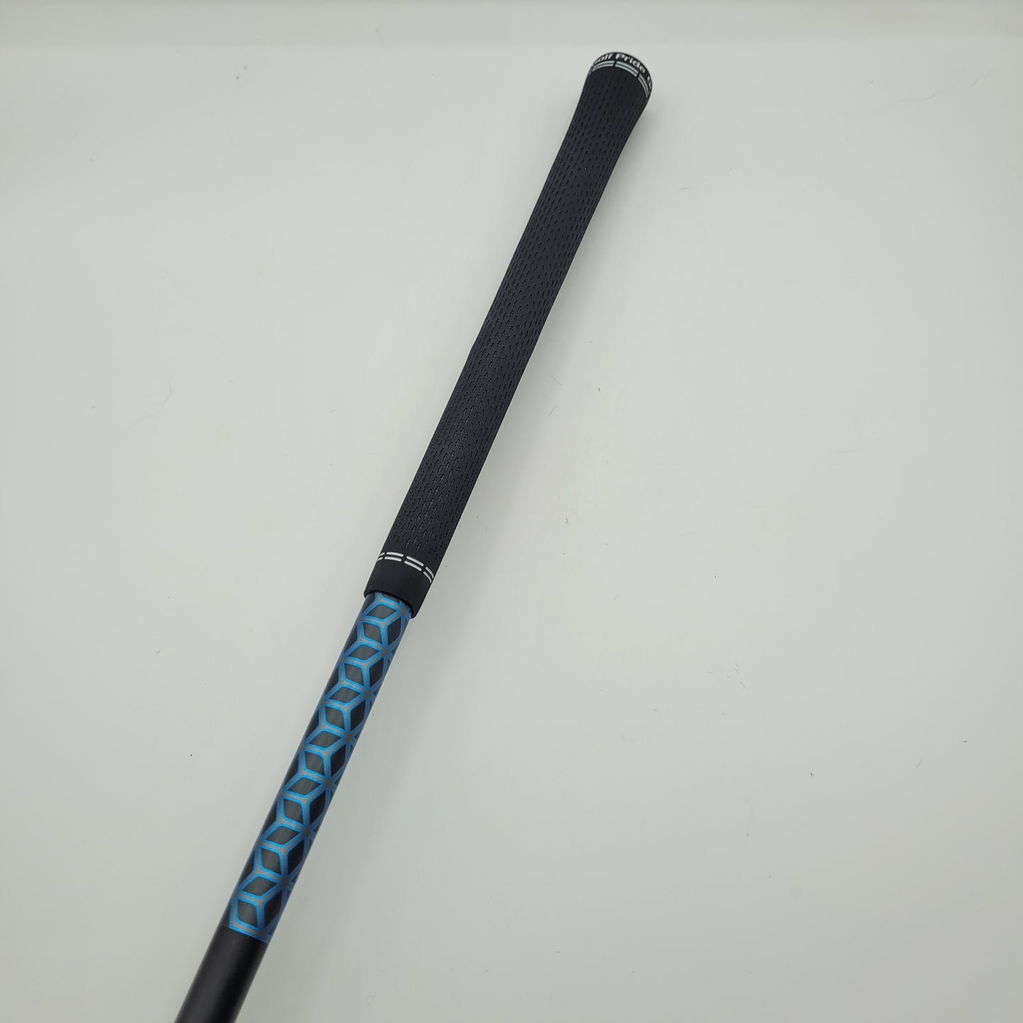 CLEVELAND HALO XL LAUNCHER 3 HYBRID PROJECT X CYPHER STIFF LEFT HANDED + HEADCOVER