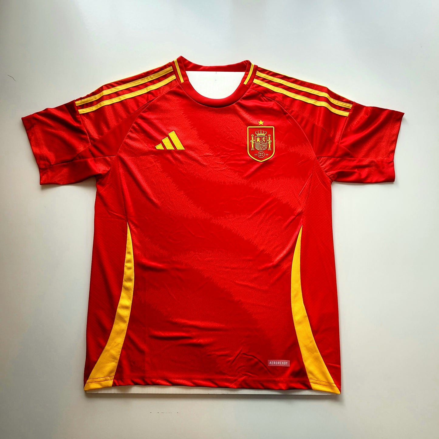LAMINE YAMAL SIGNED SPAIN NATIONAL TEAM JERSEY BGS DISPLAY FRAME
